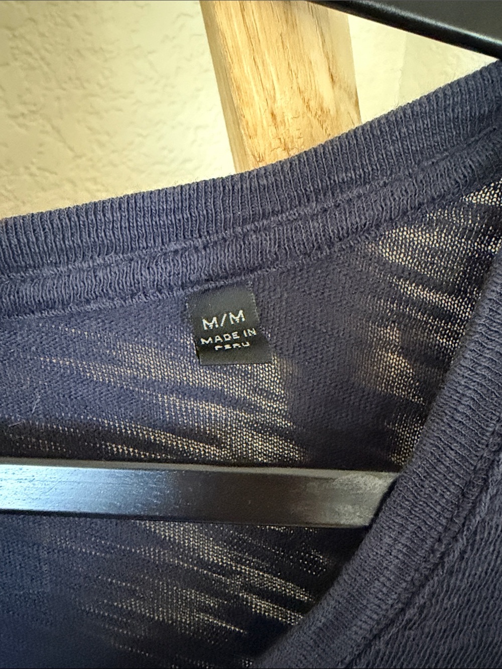 ATM Anthony Thomas Melillo Deep Navy V-Neck Short Sleeve Tee - Picture 6 of 9